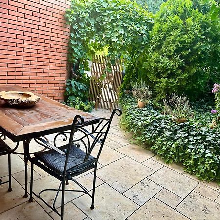 Nature Nest Прага Экстерьер фото